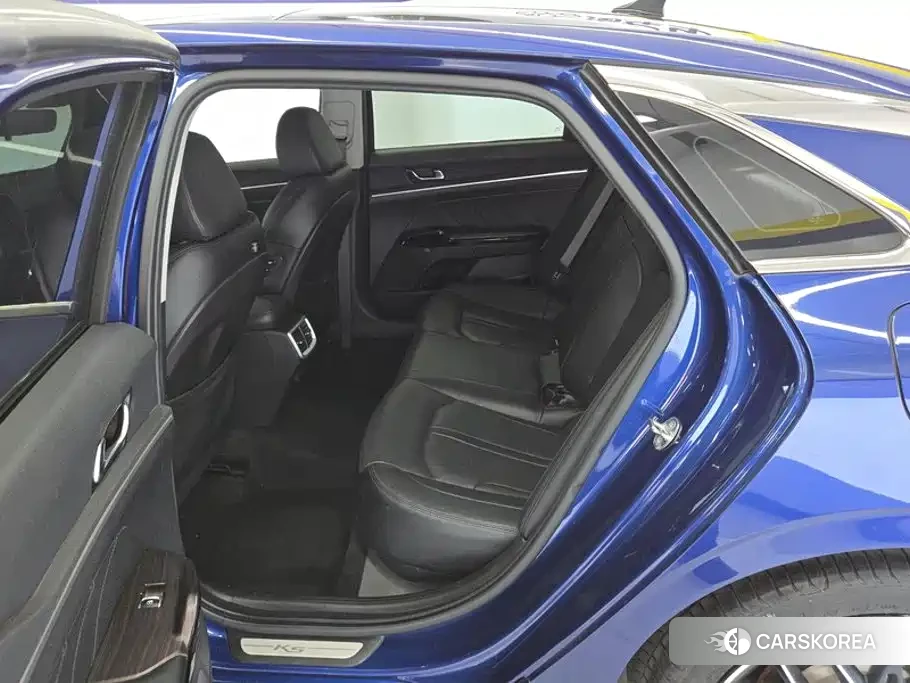 Kia K5 2022 Синий из Китая