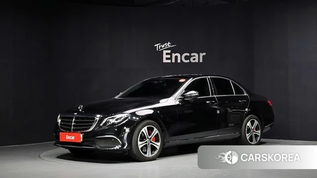Mercedes-Benz E-Class W213 2019 Черный из Кореи