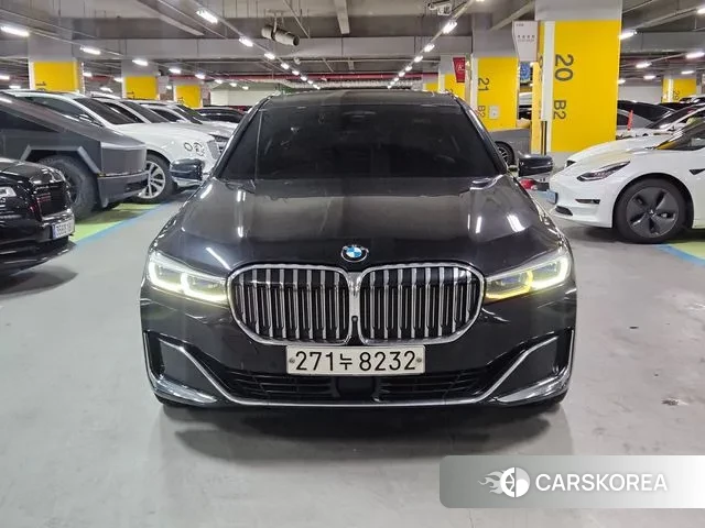 BMW 7 Series (G11) 2020 Черный из Кореи