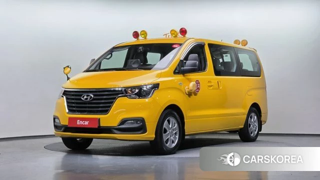 Hyundai The New Grand Starex 2019 Желтый из Кореи