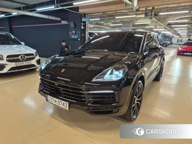 Porsche Cayenne (PO536) 2023 Черный из Кореи