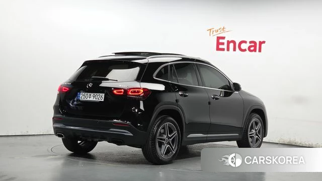 Mercedes-Benz GLA - Class H247 2022 Черный из Кореи