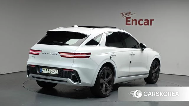 Genesis GV70 2021 Белый из Кореи