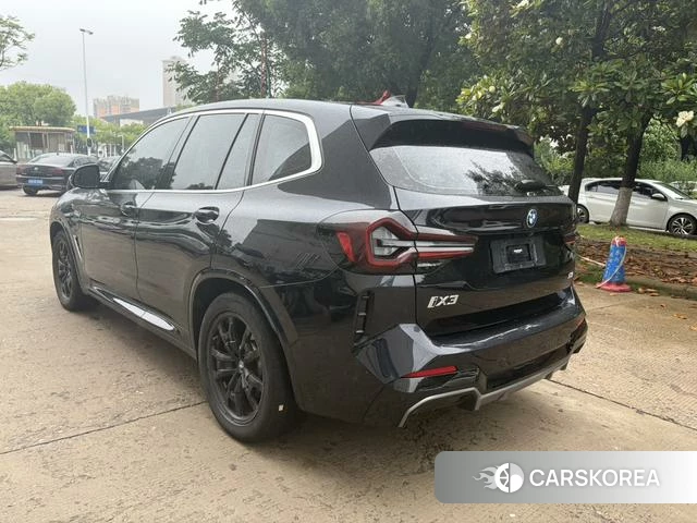 BMW iX3 2023 Черный из Китая