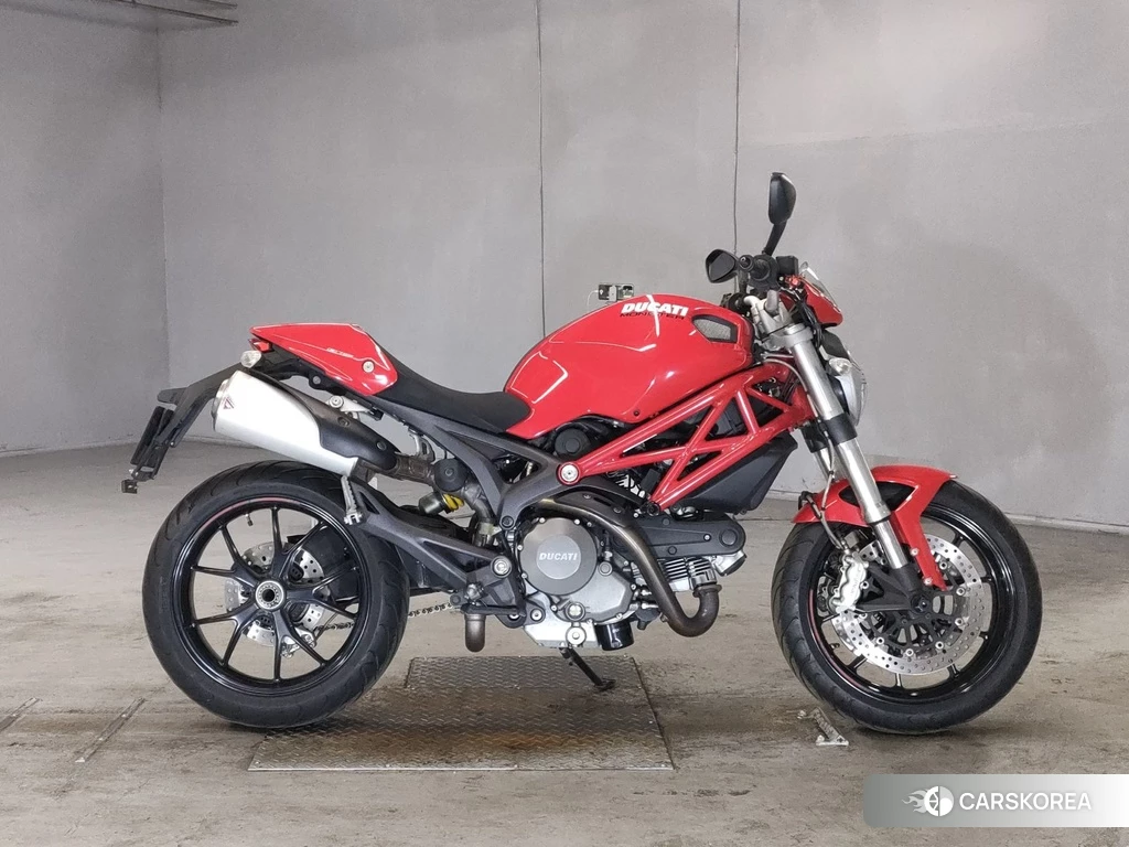 Проданный Ducati MONSTER 796 2012 из Японии