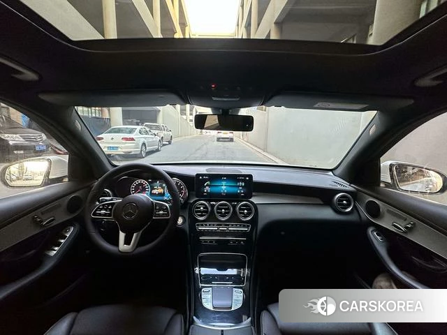 Mercedes-Benz GLC 2021 Белый из Китая
