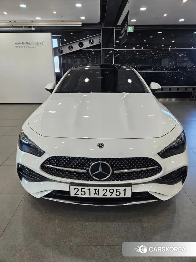 Mercedes-Benz CLE-Class C236 2024 Белый из Кореи