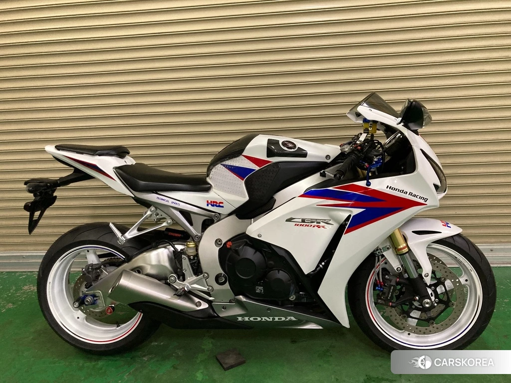 Проданный Honda CBR1000RR 2012 из Японии
