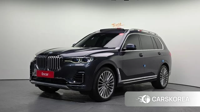 BMW X7 (G07) 2021 Серый из Кореи
