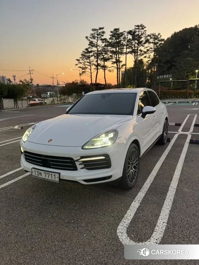 Porsche Cayenne (PO536) 2019 Белый из Кореи