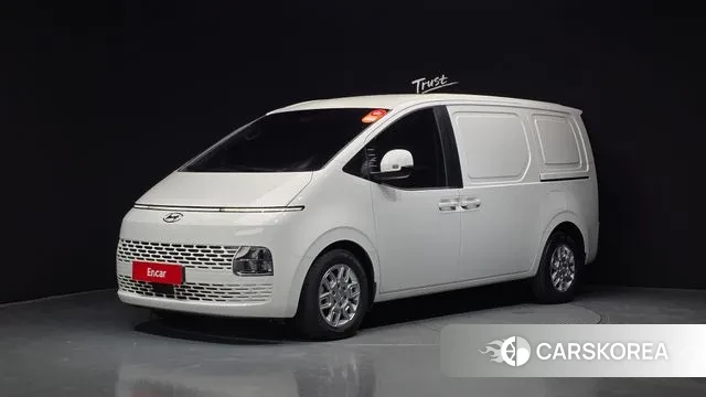 Hyundai Staria 2023 Белый из Кореи