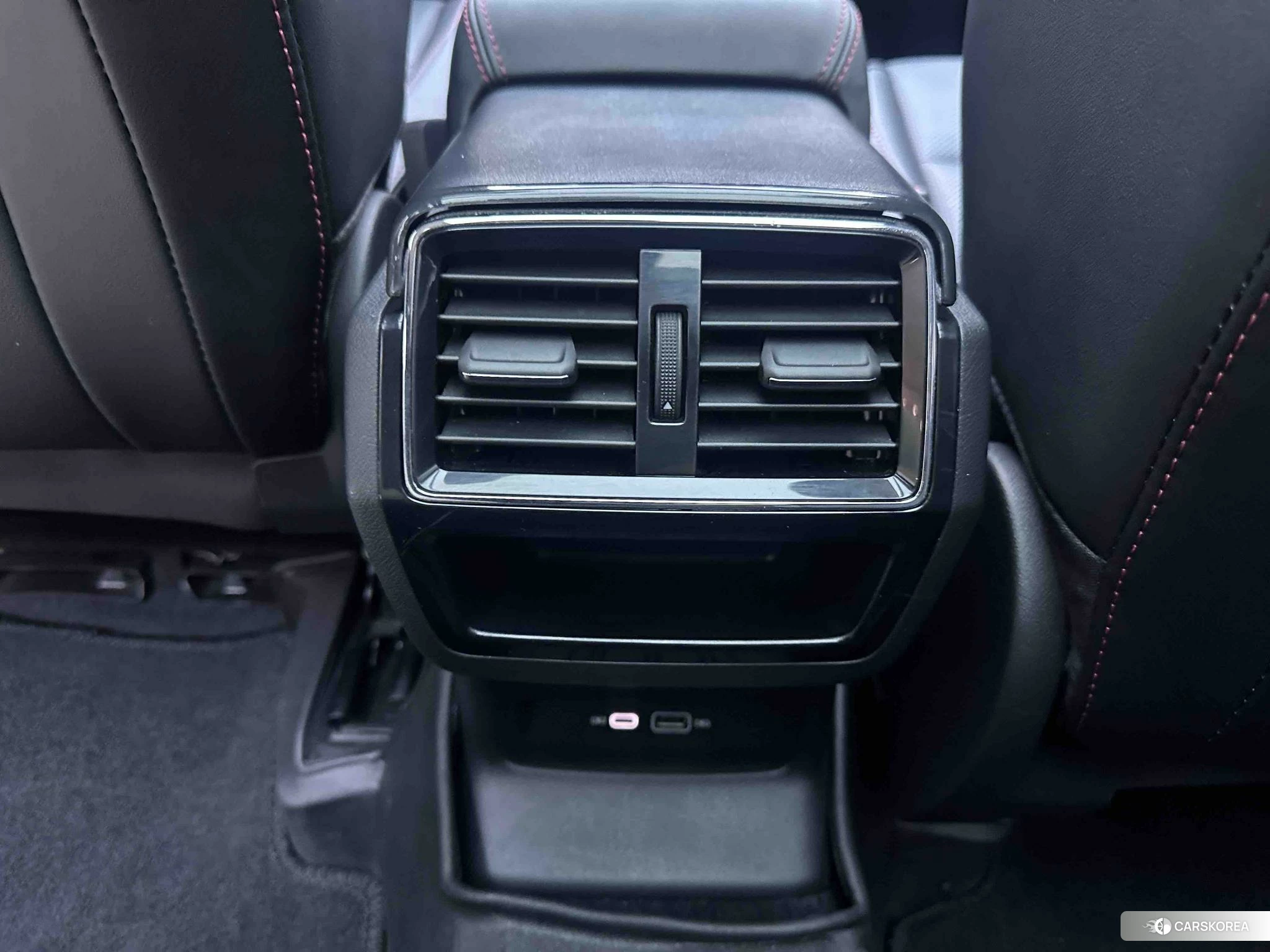 Skoda Krok 2022 Белый из Китая