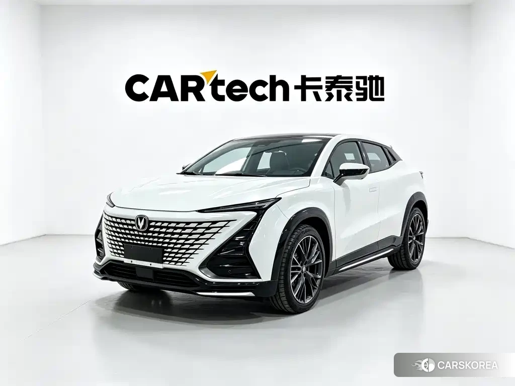 Chang'an Changan UNI-T 2026 Белый из Китая
