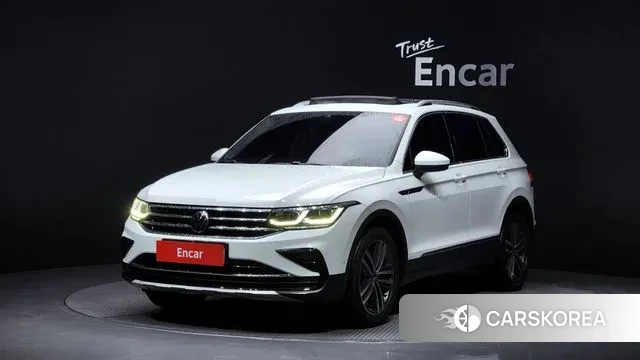 Volkswagen Tiguan second Generation 2023 Белый из Кореи