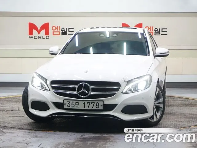 Mercedes-Benz C-Class W205 2018 Белый из Кореи