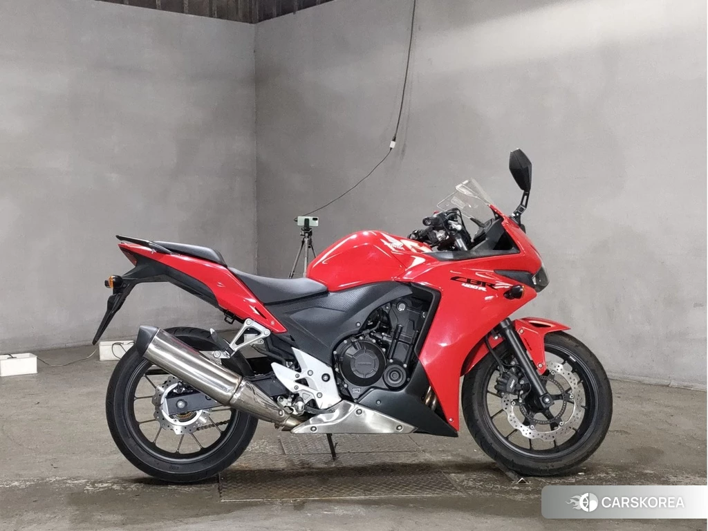 Проданный Honda CBR400R 2013 из Японии, фото 2