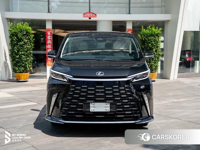 Lexus LM 2025 Черный из Китая