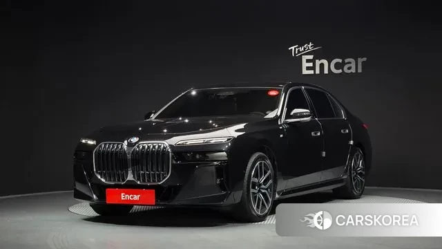 BMW 7 Series (G70) 2024 Черный из Кореи