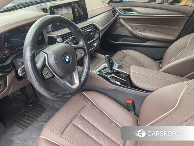 BMW 5 series 2021 Черный из Китая