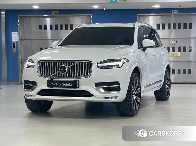 Volvo XC90 second Generation 2025 Белый из Кореи