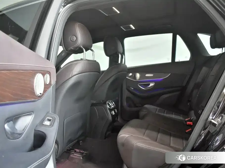 Mercedes-Benz GLC 2022 Черный из Китая, фото 2