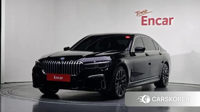 BMW 7 Series (G11) 2021 Черный из Кореи