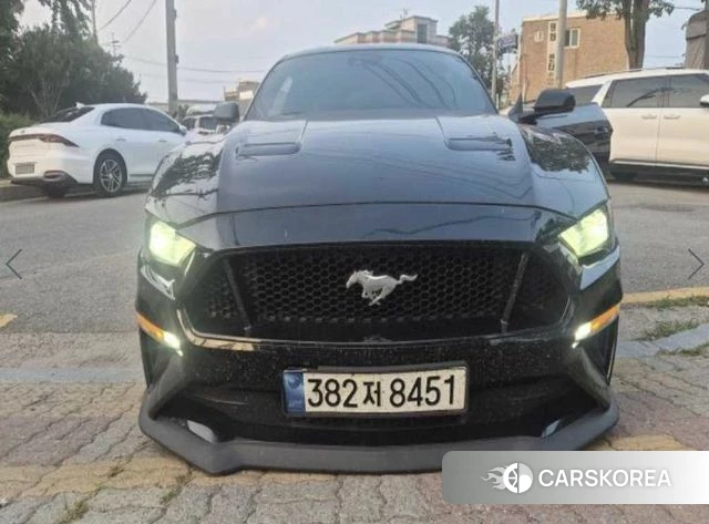 Ford Mustang 2019 Черный из Кореи