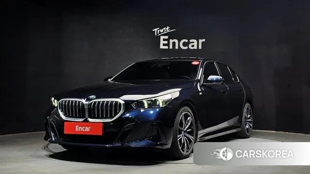 BMW 5 Series (G60) 2024 Черный из Кореи