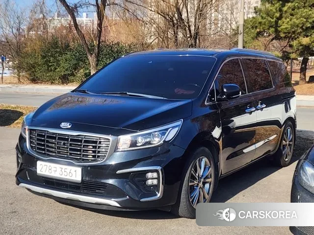 Kia The New Carnival 2018 Черный из Кореи