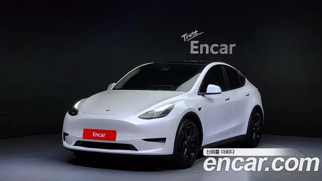Tesla Model Y 2023 Белый из Кореи