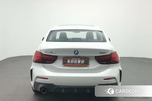 BMW 1 series 2023 Белый из Китая