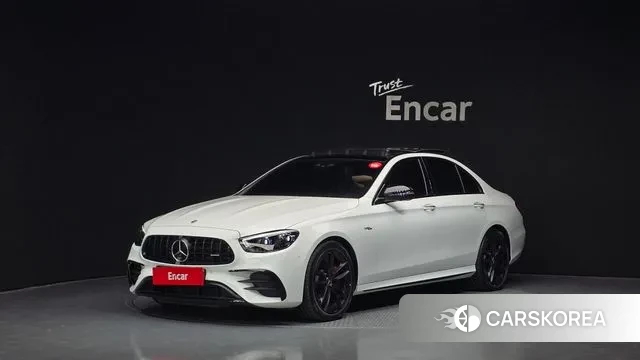 Mercedes-Benz E-Class W213 2023 Белый из Кореи