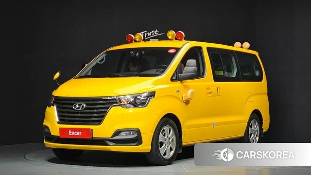 Hyundai The New Grand Starex 2018 Желтый из Кореи