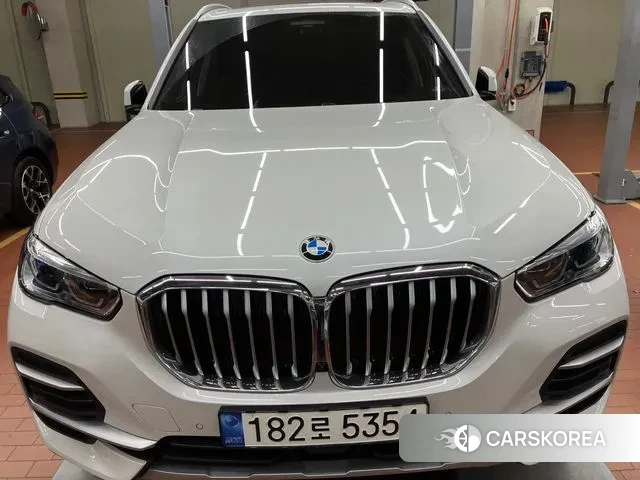BMW X5 (G05) 2022 Белый из Кореи