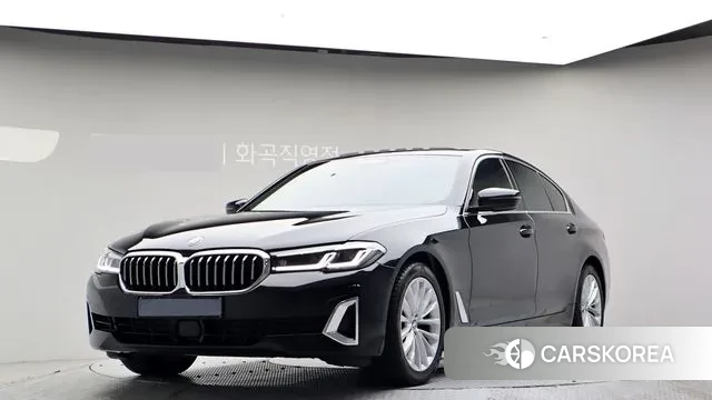 BMW 5 Series (G30) 2023 Черный из Кореи