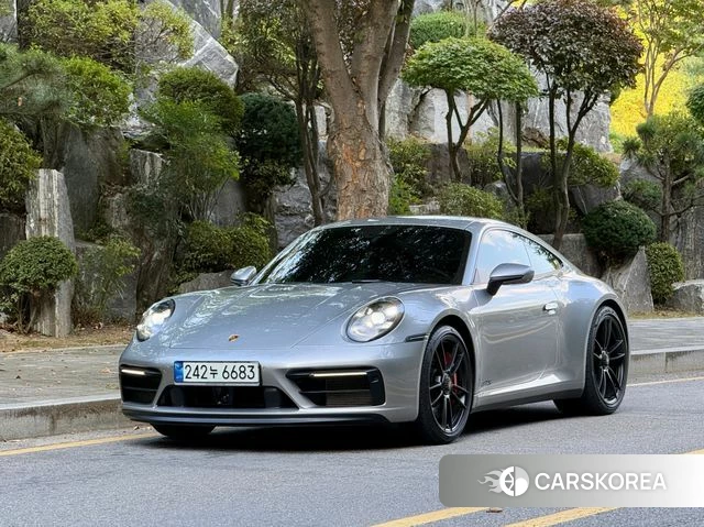 Porsche 911(992) 2023 Серебряный из Кореи