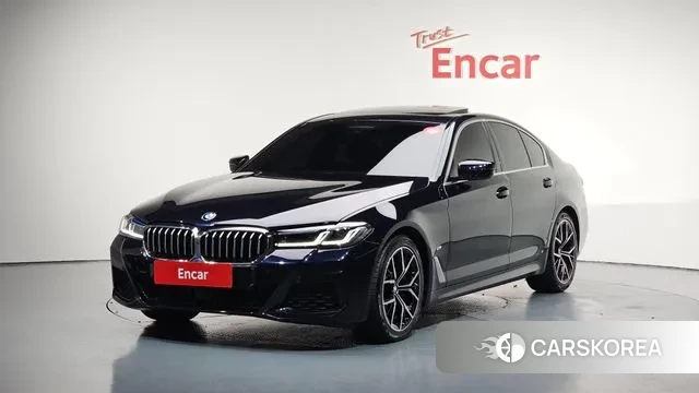 BMW 5 Series (G30) 2023 Черный из Кореи