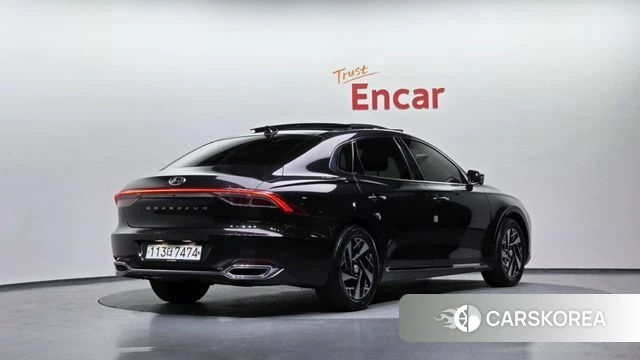Hyundai The New Grandeur IG Hybrid 2020 Черный из Кореи