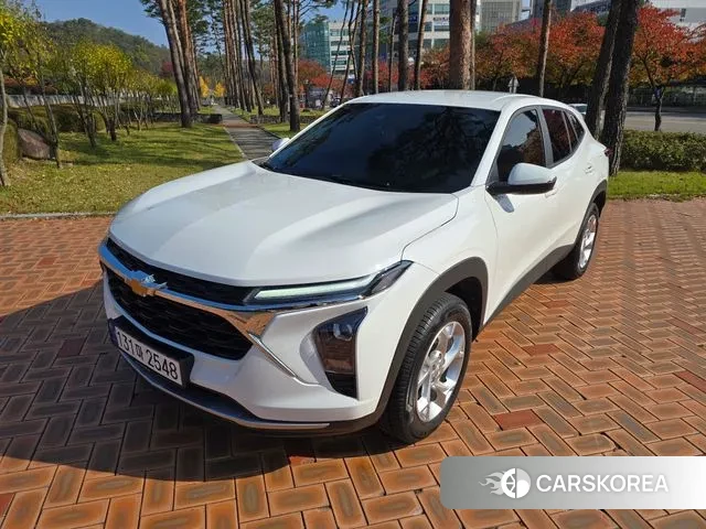 Chevrolet (GM Daewoo) Trax Crossover 2024 Белый из Кореи