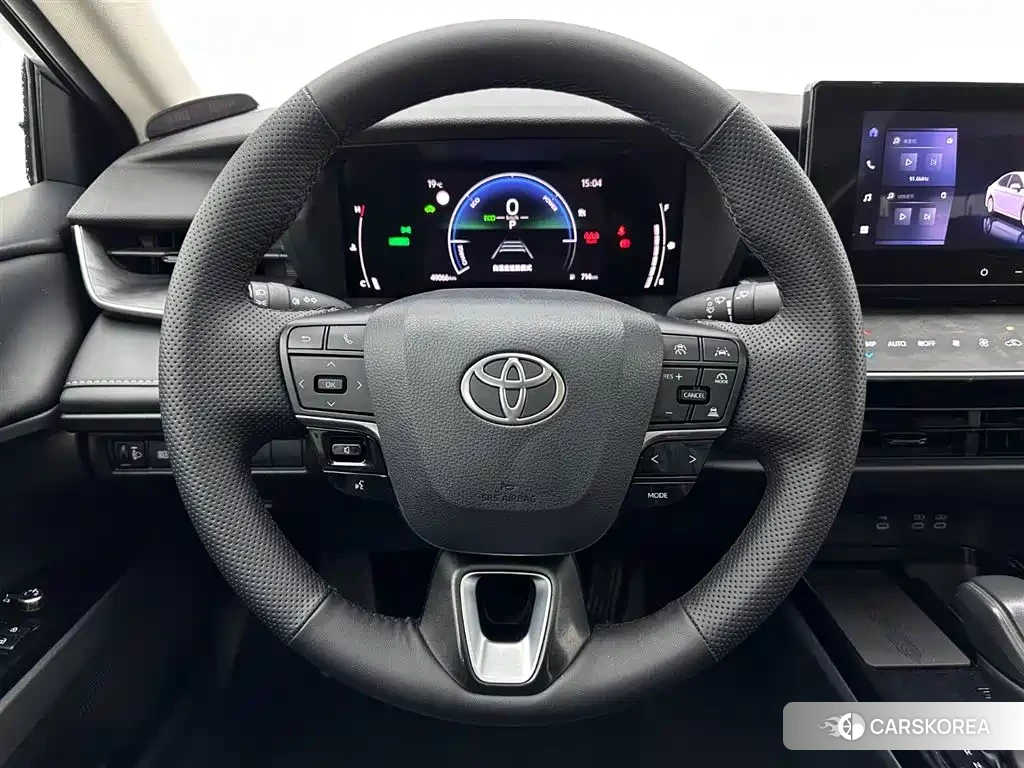 Toyota Camry 2024 Белый из Китая, фото 3