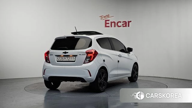 Chevrolet (GM Daewoo) The New Spark 2019 Белый из Кореи