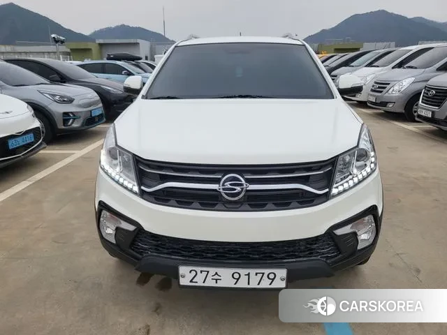 Ssangyong New Style Korando C 2018 Белый из Кореи