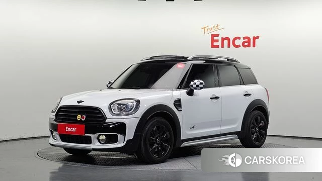 Mini Cooper D Countryman 2019 Белый из Кореи