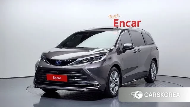 Toyota Sienna 4th Generation 2021 Серый из Кореи