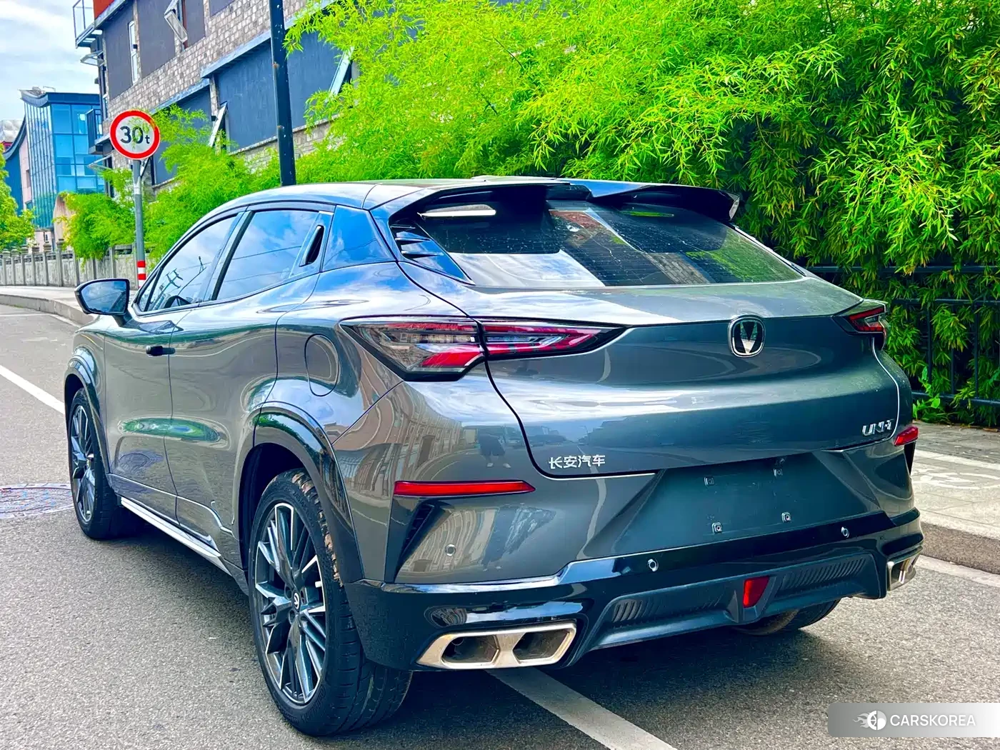 Chang'an Changan UNI-T 2024 Silver/gray из Китая