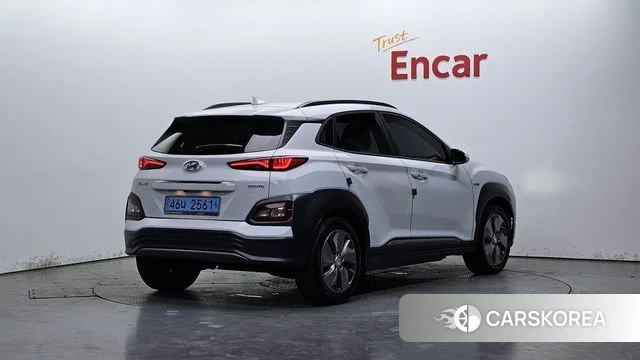 Hyundai Kona Electric 2019 Белый из Кореи