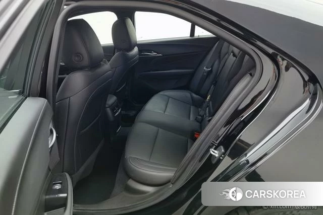 Cadillac CT4 2024 Черный из Китая