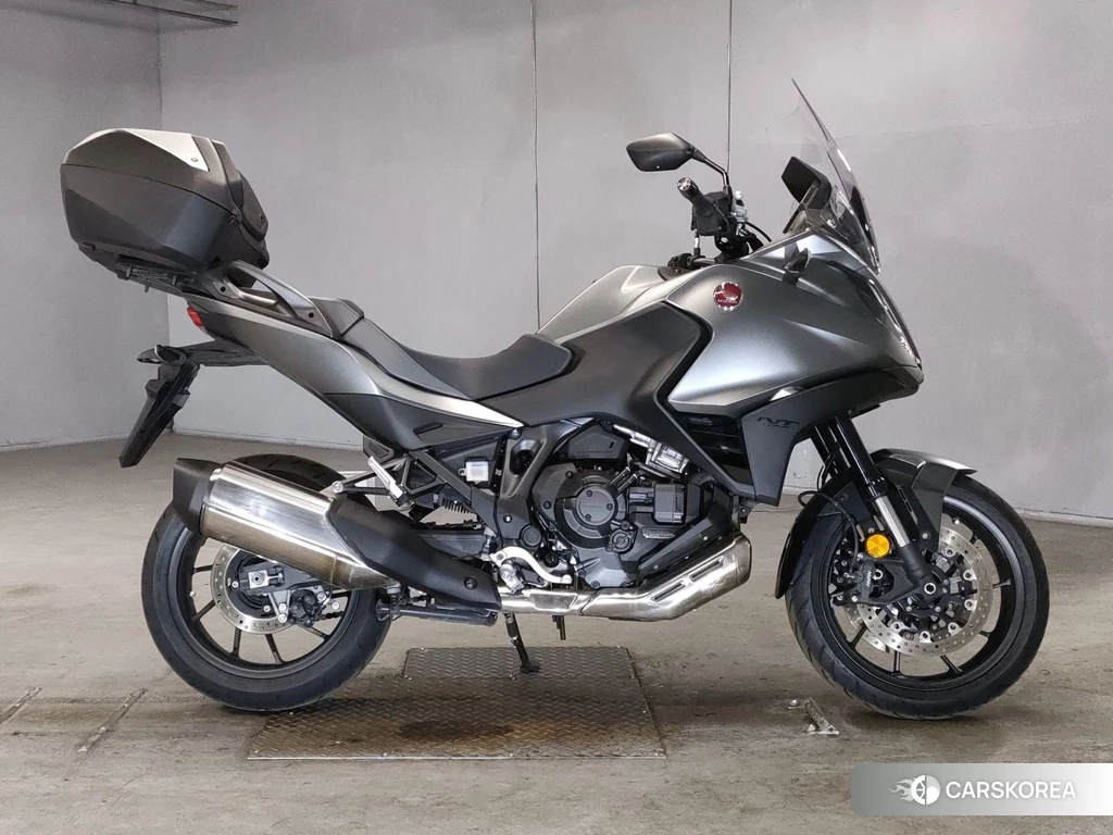 Проданный Honda NT1100 2022 из Японии, фото 2
