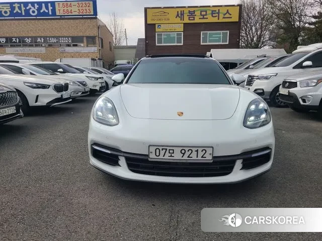 Porsche Panamera (971) 2018 Белый из Кореи