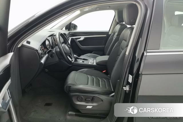 Volkswagen Touareg 2021 Черный из Китая
